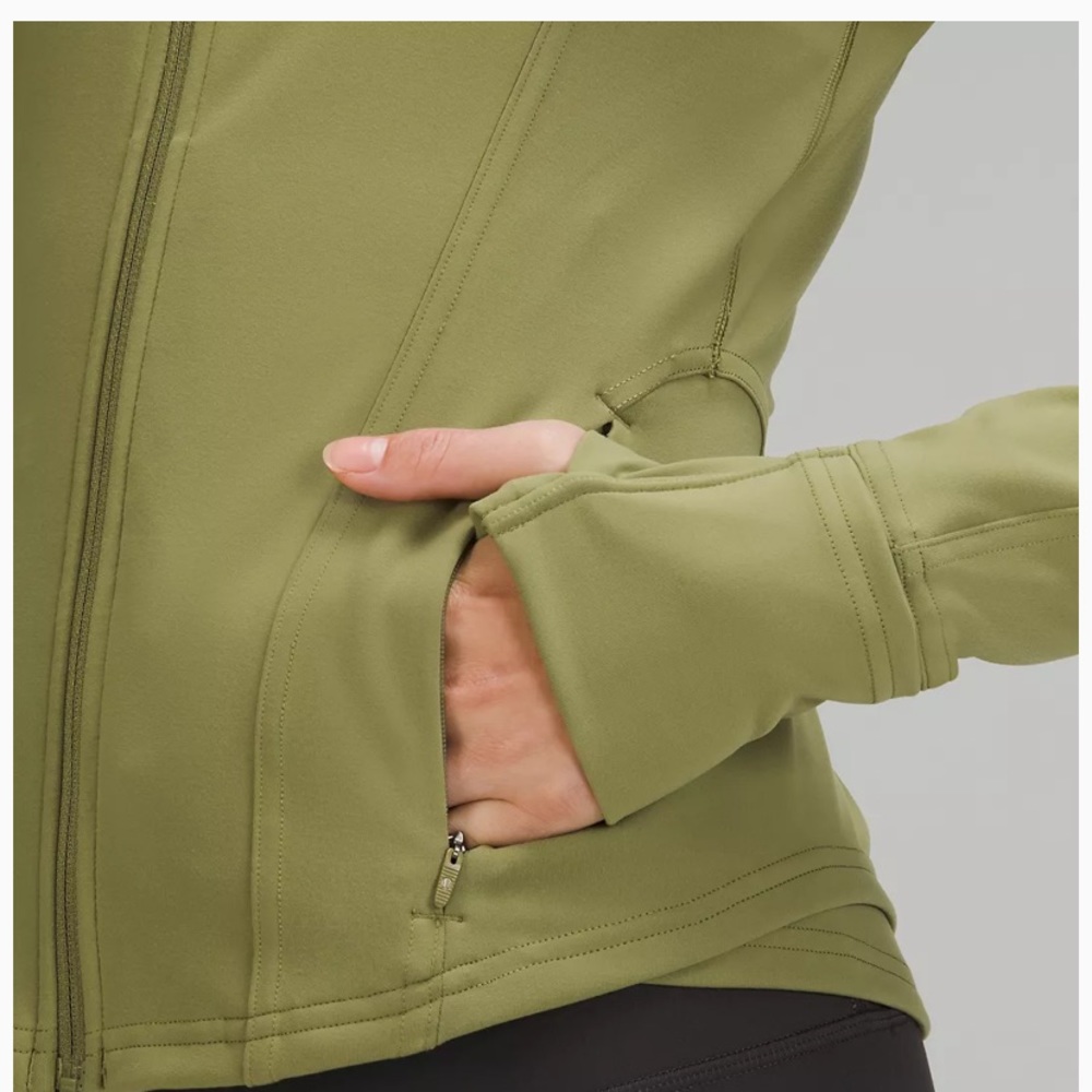 NEW LULULEMON InStill Jacket - Picture 6 of 9